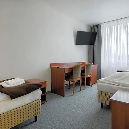 Plonia Economy Vandrerhjem