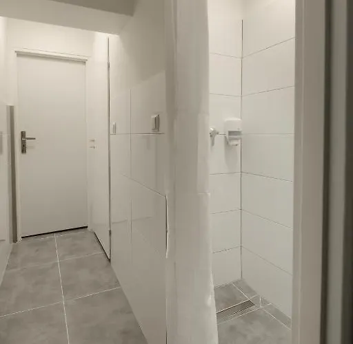 Płonia Economy Hostel Szczecin